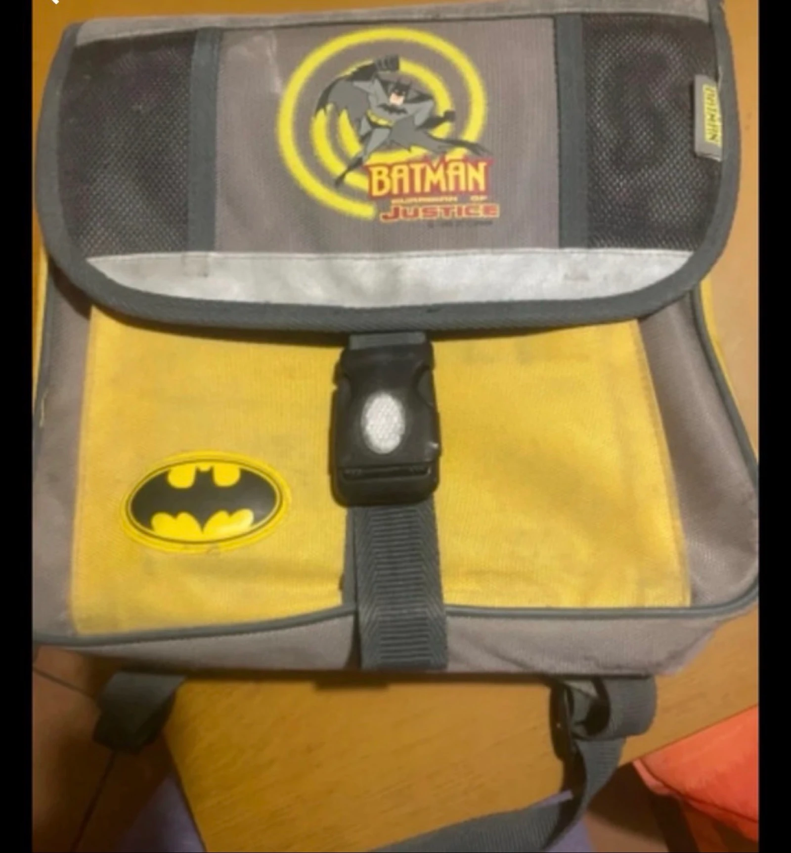 Cartable vintage pour petit écolier 1990